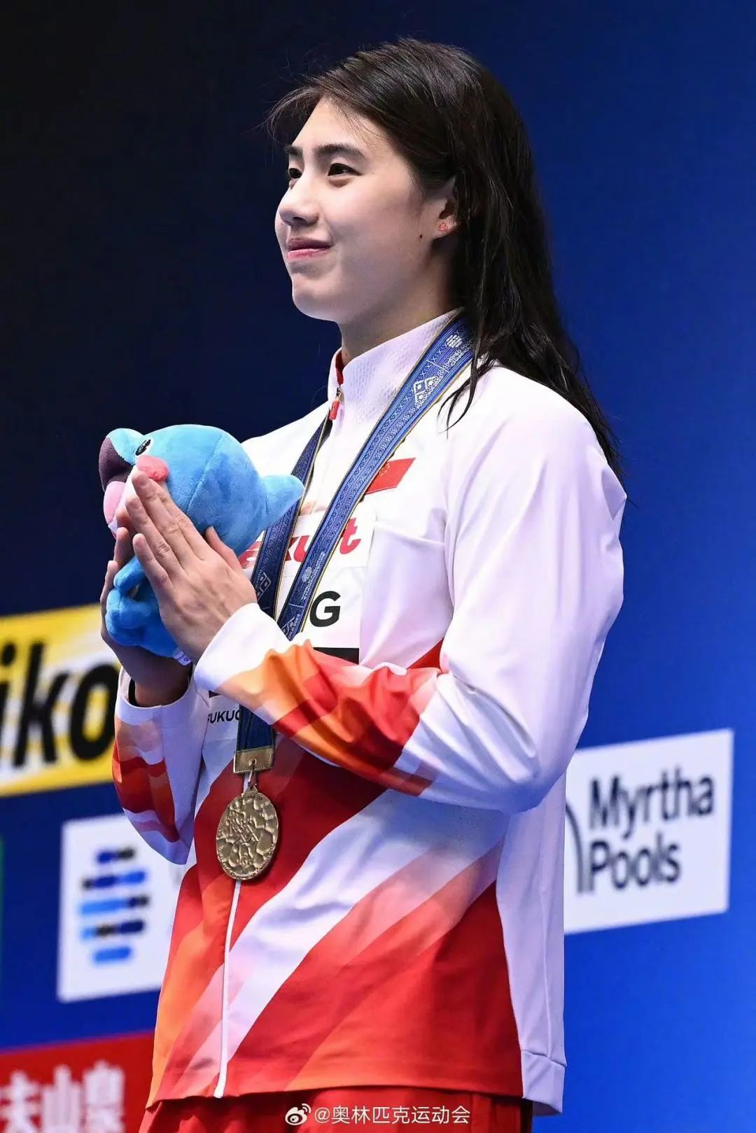 关于女子游泳：中国新秀突破个人记录夺冠的信息