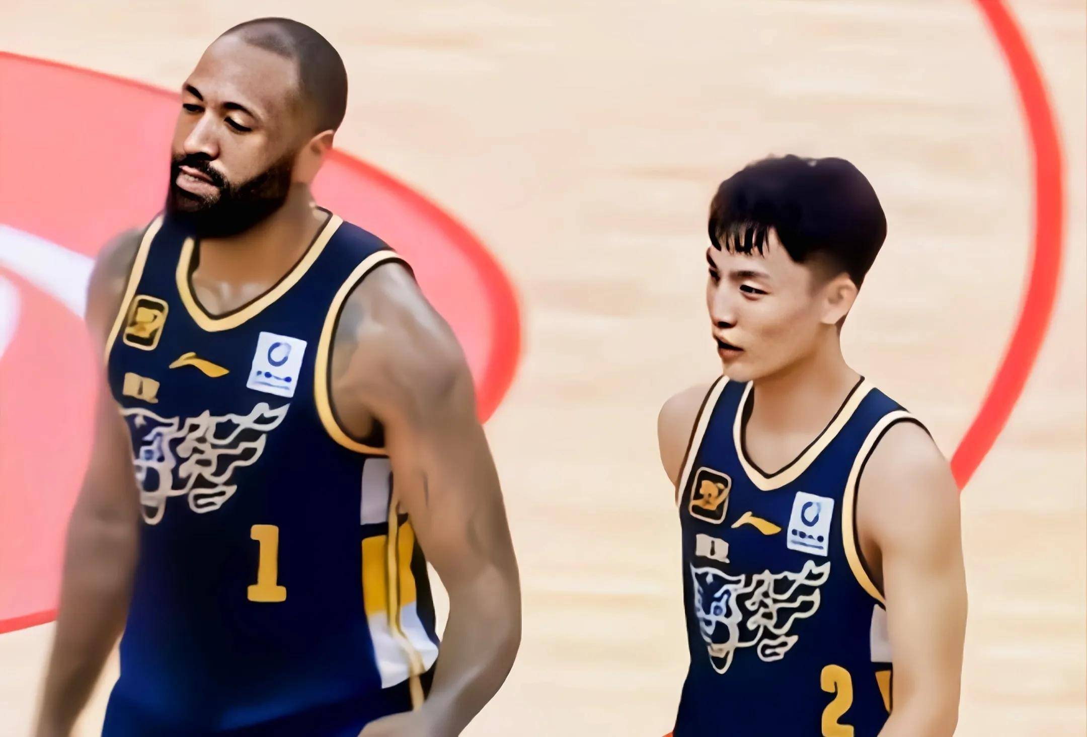 关于徐杰17分广东逆转青岛王哲林20+10上海胜广州的信息