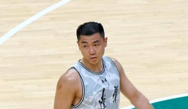 包含全运会男篮资格赛-四川不敌辽宁赵继伟22+4周琦遭驱逐的词条