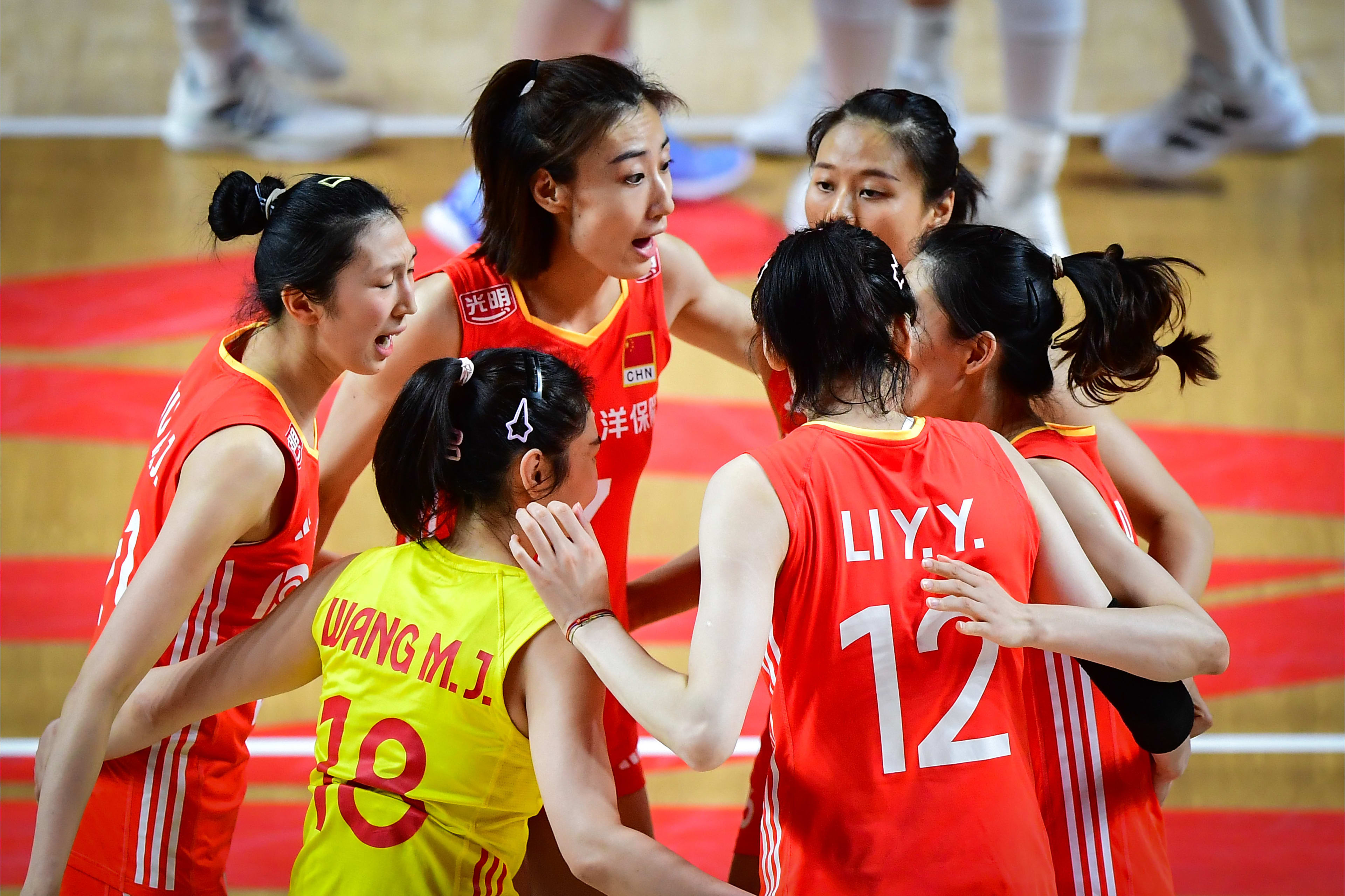 678体育平台-李盈莹随队出征!中国女排PK两大豪强对日本恐遭遇苦战的简单介绍