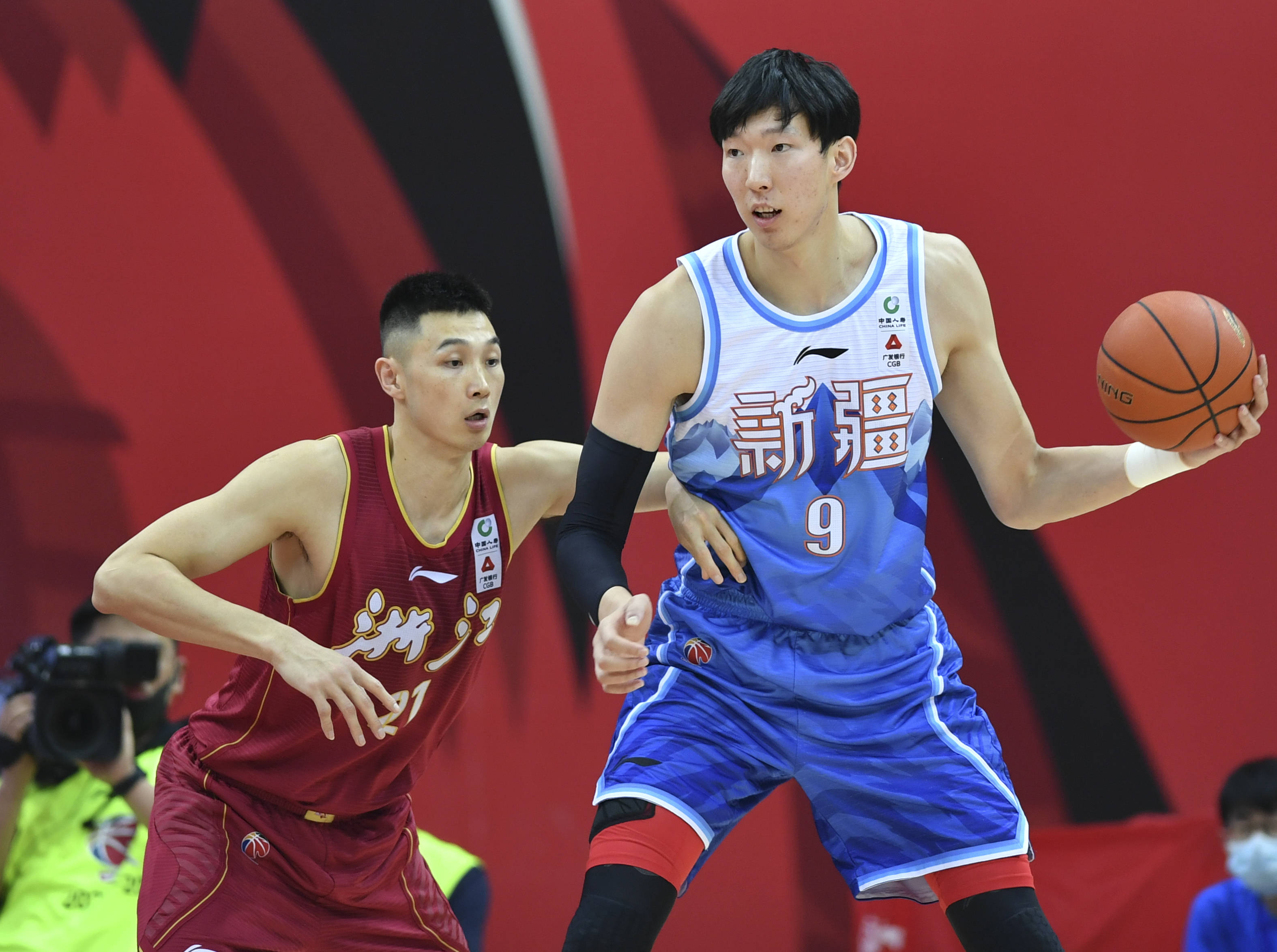 男篮热身赛回顾：周琦16分9篮板，中国不敌斯洛文尼亚