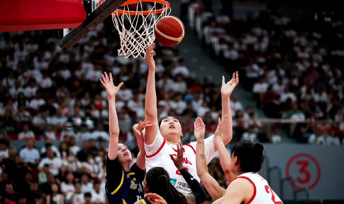 包含32分大胜！张子宇16+4中国女篮热身赛再胜日本的词条